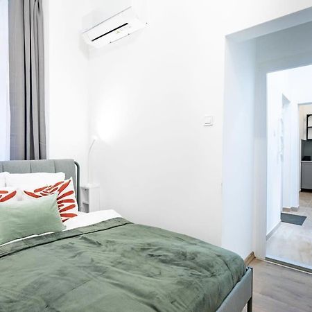 Central - New - Comfy Ac Studio Budapest Eksteriør bilde