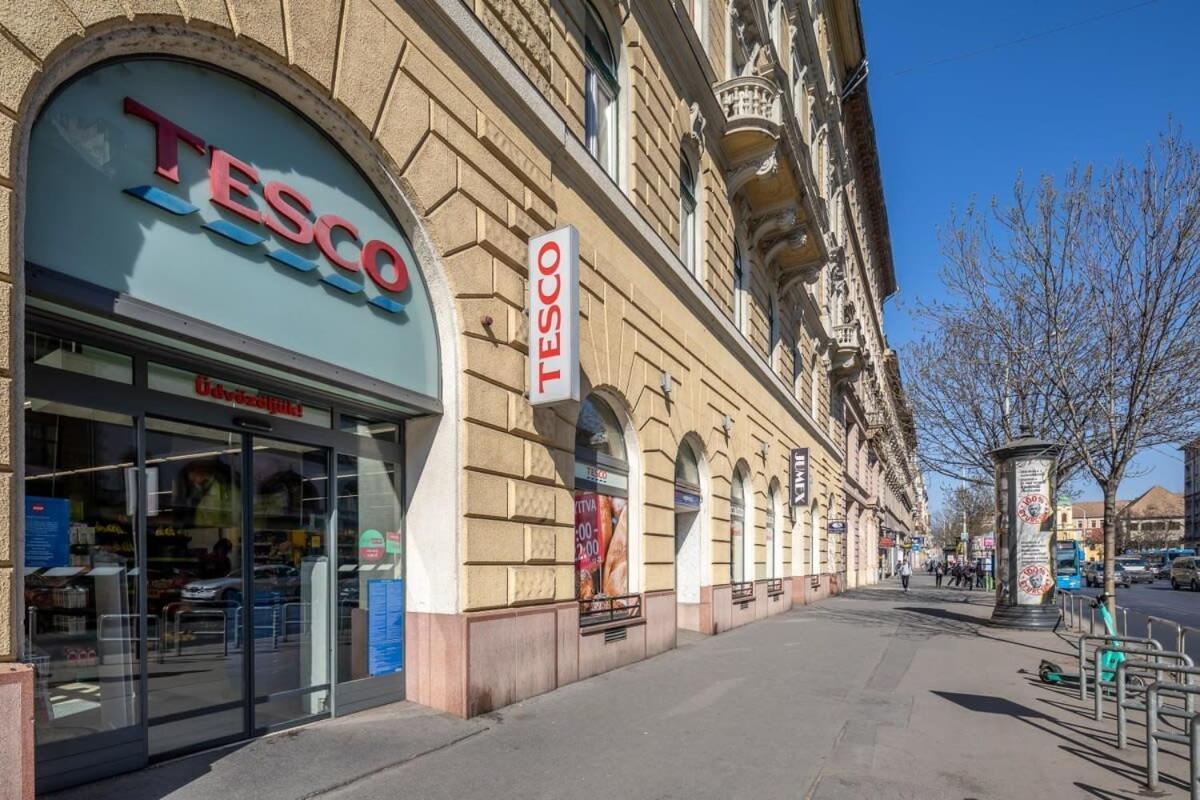 Central - New - Comfy Ac Studio Budapest Eksteriør bilde